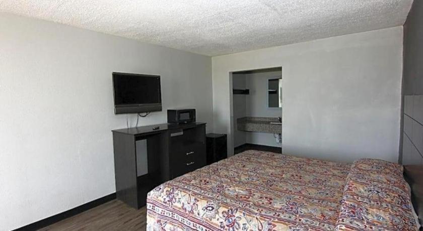 Comfort By Oyo East, Ar I-30 Hotel Texarkana